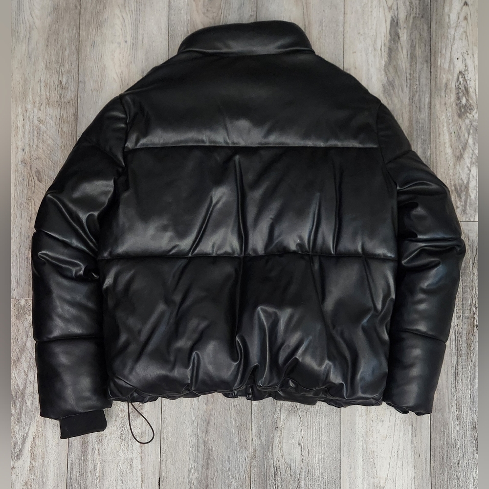 Sean John Men's Sleek Black Puffer Jacket - Picture 10 of 10